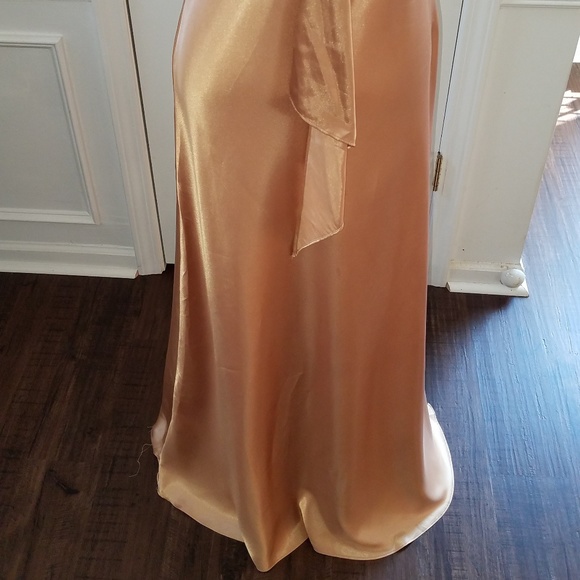 Jump Apparel, Size 11/12 Formal Gold Dress! - Picture 3 of 6